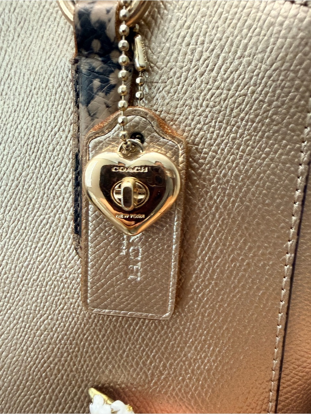 COACH Metallic champagne Gold Satchel with Snake-Print missing one zipper pull - Picture 6 of 12